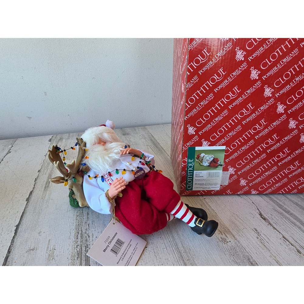 Clothtique‎ merry chrisnooze AS IS reindeer Santa possible dream figurine statue